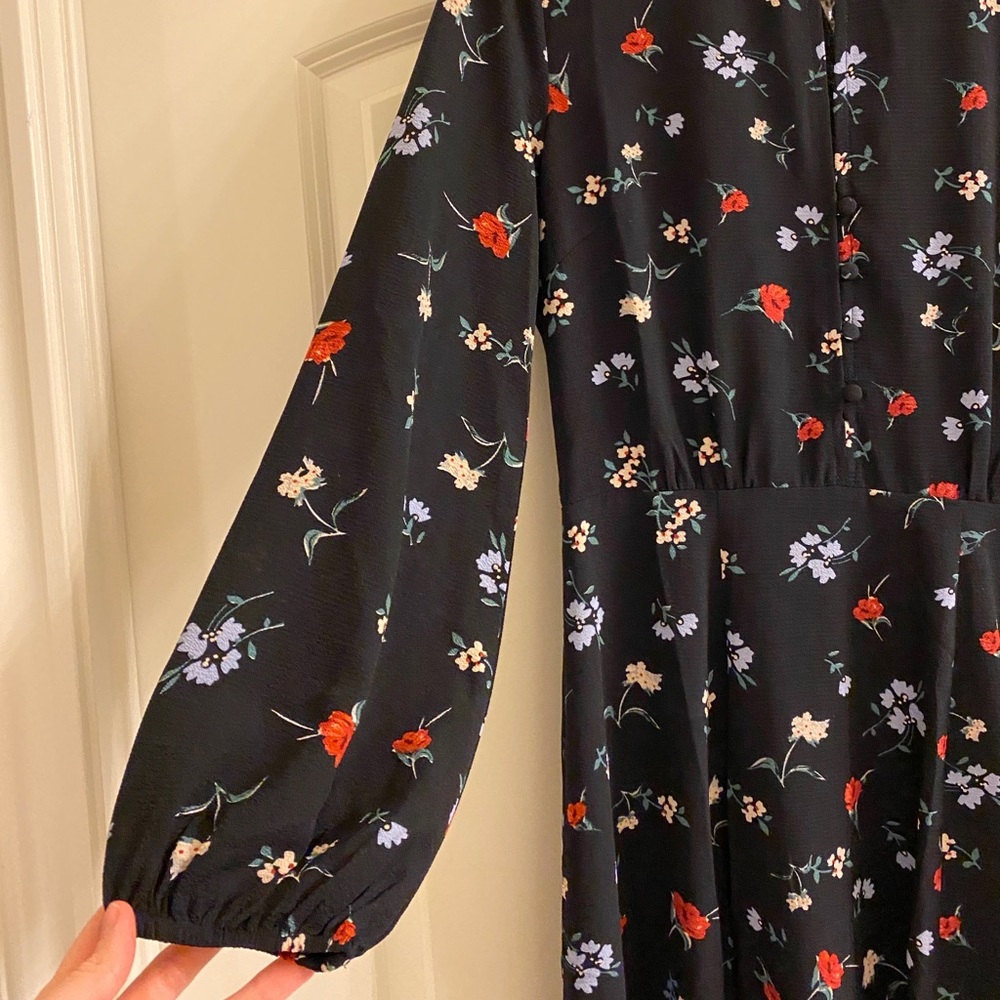 Dress - Picture 3 of 4